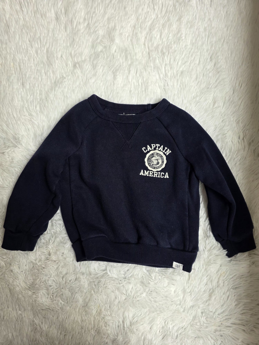 GAP Navy Crewneck Sweatshirt with Captain America Emblem - Kids